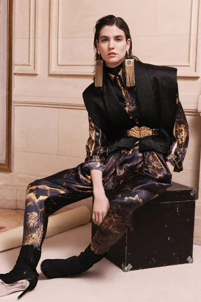 Look 15
